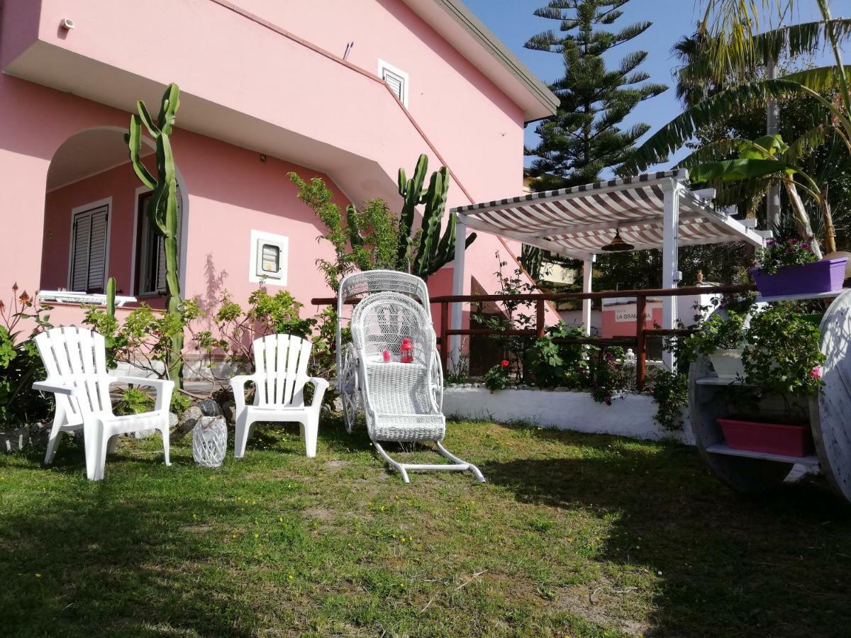 La Gramigna Villette Briatico Bagian luar foto